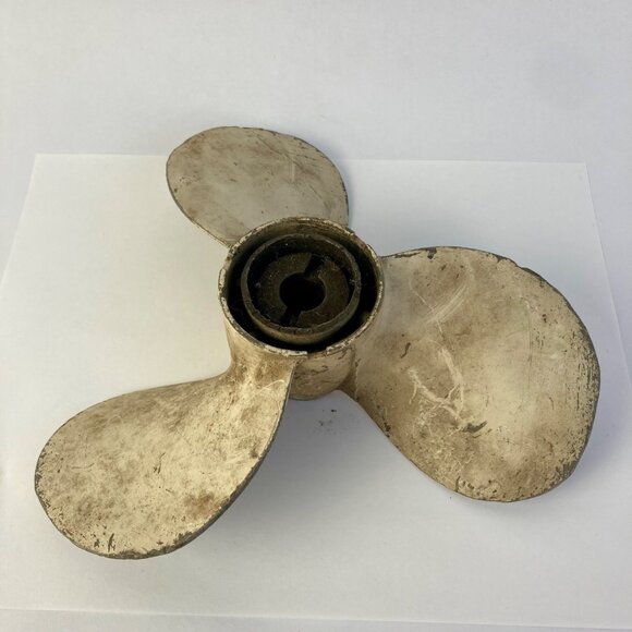 Vintage Outboard Motor Propeller 9" Prop OMC? Johnson Evinrude - Picture 4 of 5